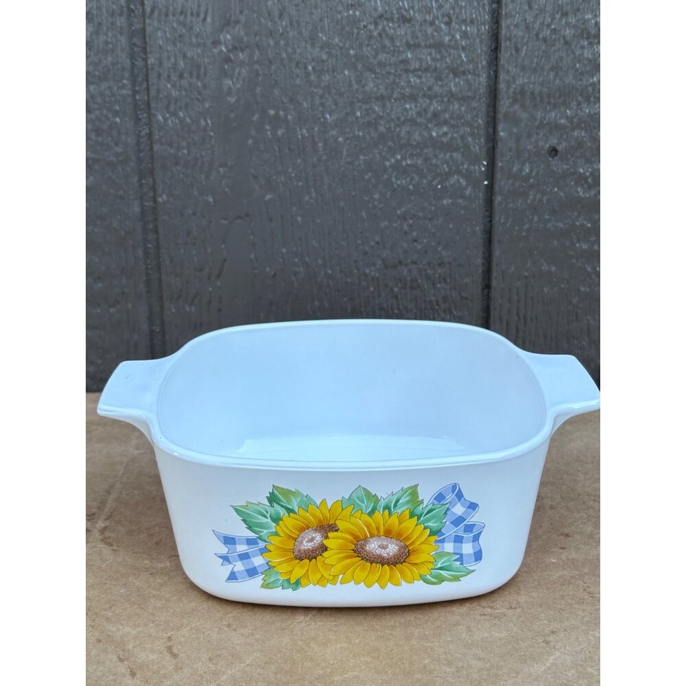 Vintage Sunsations Corning Ware Ceramic Baking Dish Sunflower Blue Gingham 1.5 L
